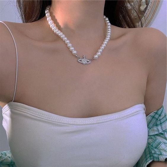 Pearl Saturn Necklace Guide